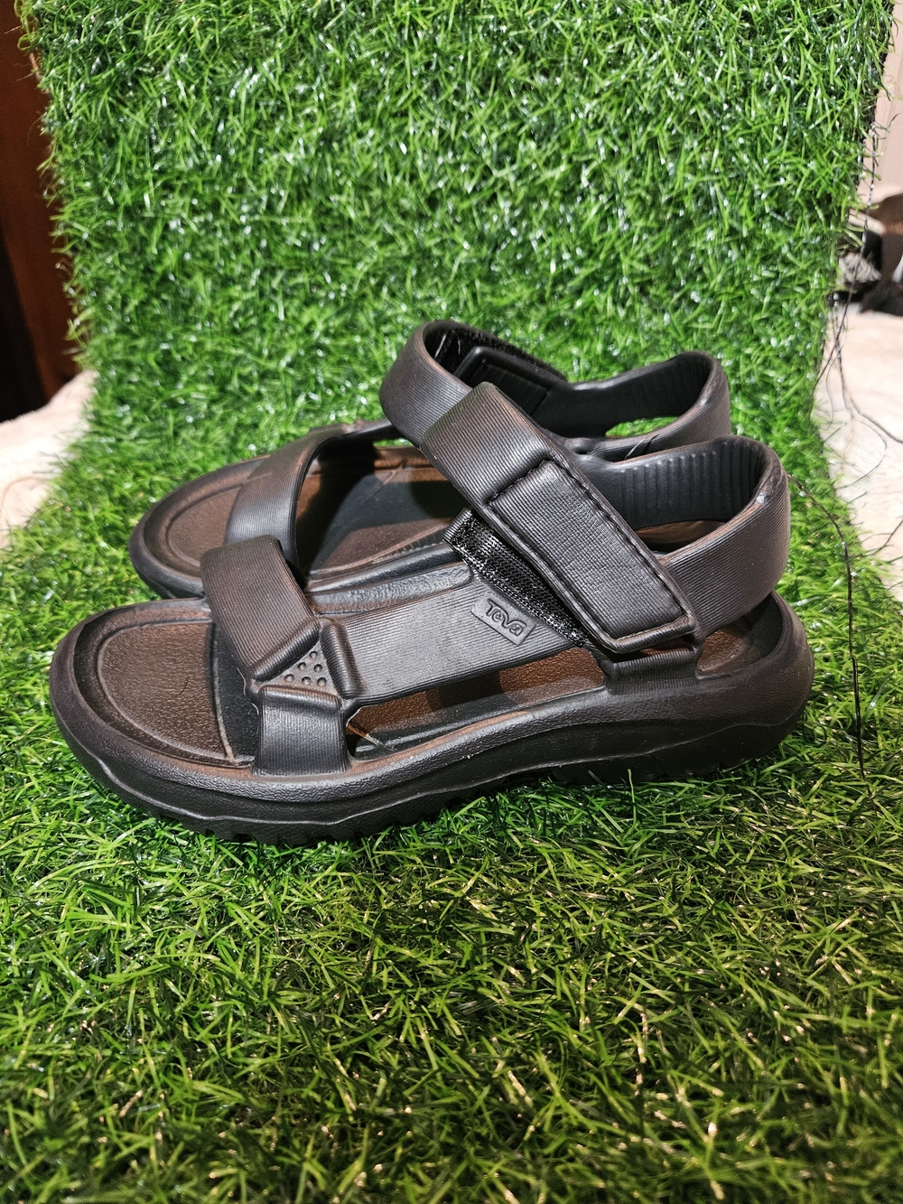 Teva Kids Black Open-Toe Adjustable Sport Sandals size 13